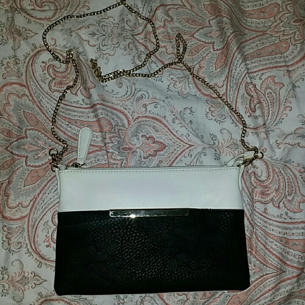 Wristlet/small shoulder bag